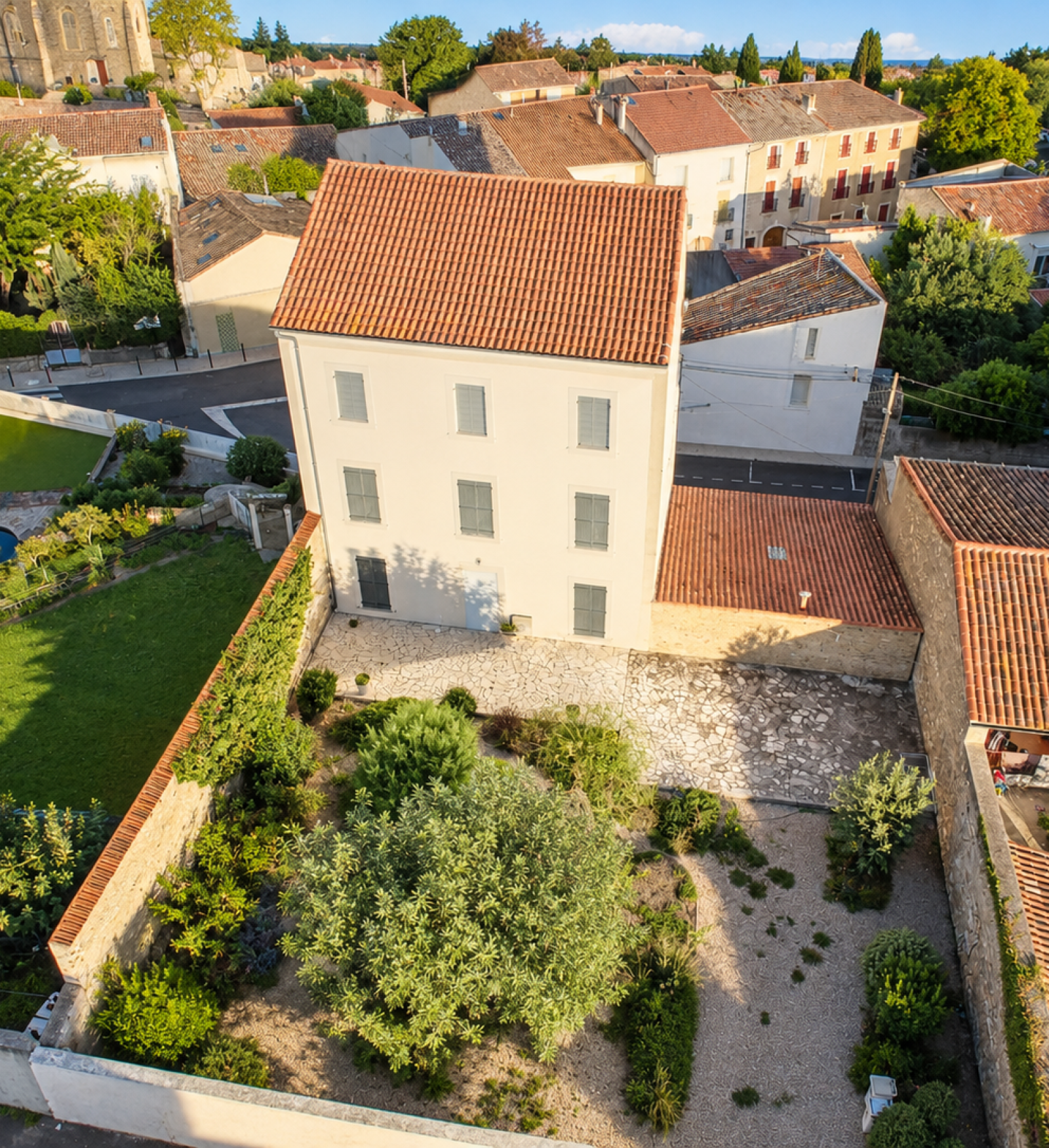 Maison 12 pièces 280 m² · à Magalas · 280 m² · 469 000 €